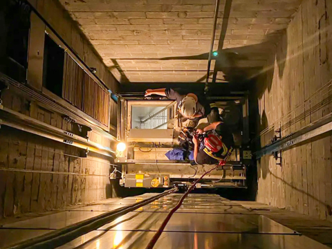 TƯ VẤN XÂY DỰNG GIẾNG THANG