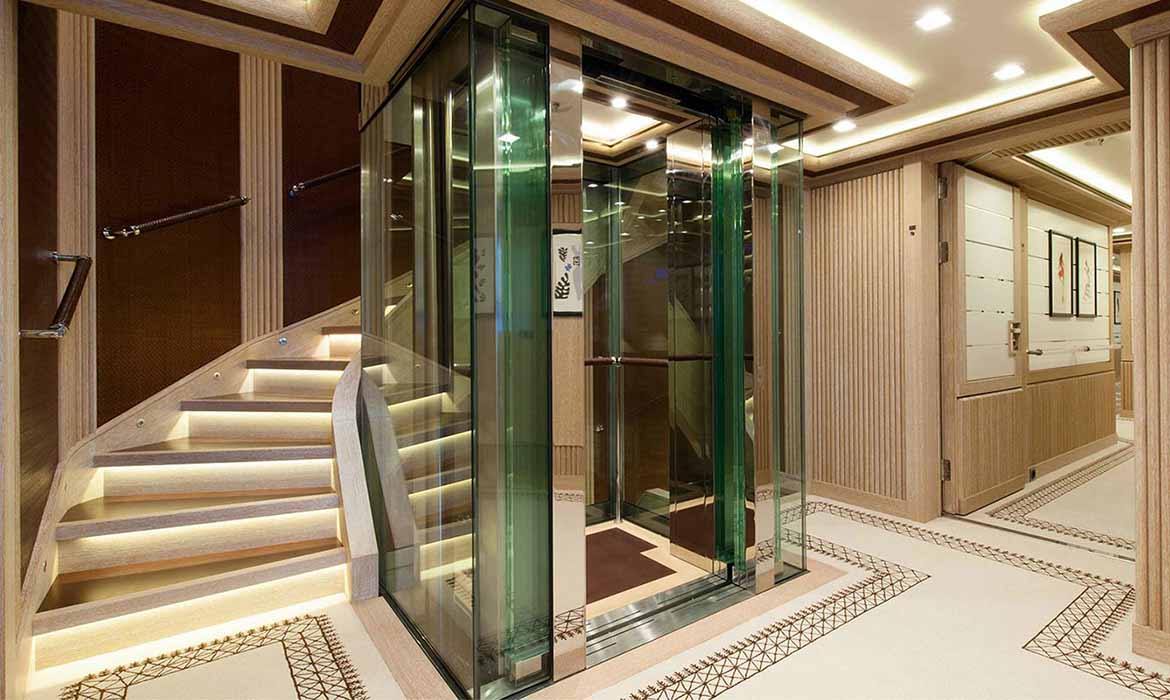 Không sử dụng thang máy sai mục đích