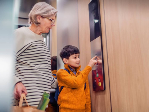 Lưu ý khi sử dụng thang máy gia đình an toàn, bền bỉ | Thang Máy Toàn Tâm